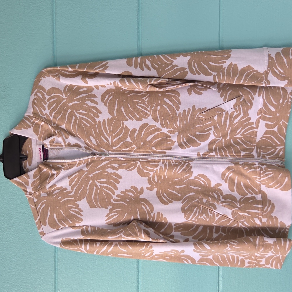 NWT "Weekend Routine" Ladies Leaf Print Zip-Up Jacket Size Small